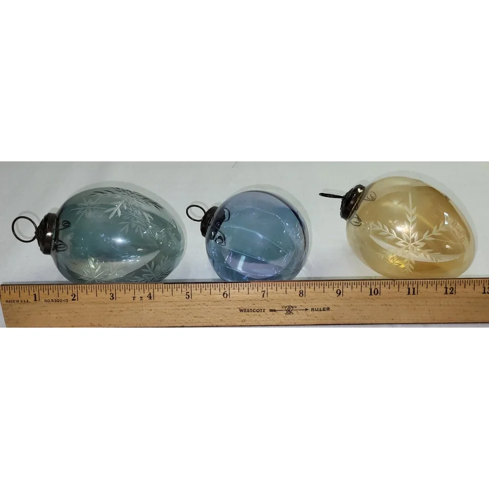 Vintage Hand‑Blown Glass Christmas Ornaments Etched Snowflake German/Czech MCM